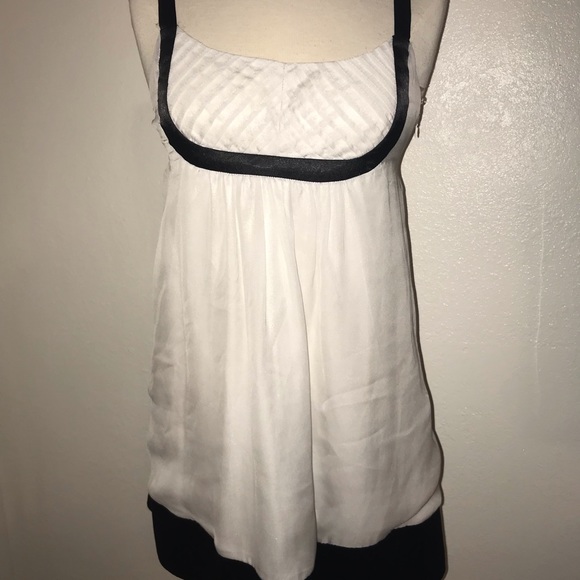 Dress - Picture 1 of 3